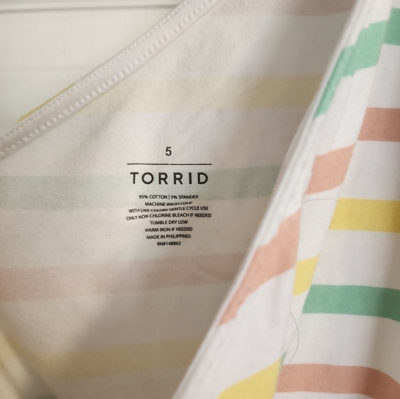 Torrid 5x multi stripe one shoulder foxy tank - Picture 3 of 3